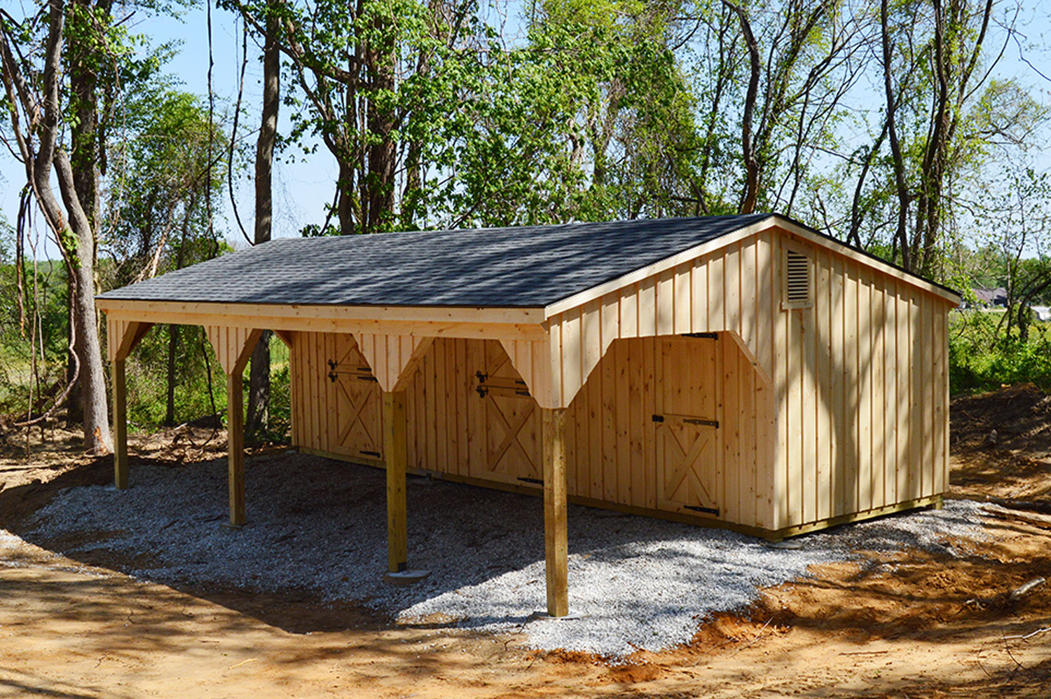 Shed Row Horse Barn with Overhang